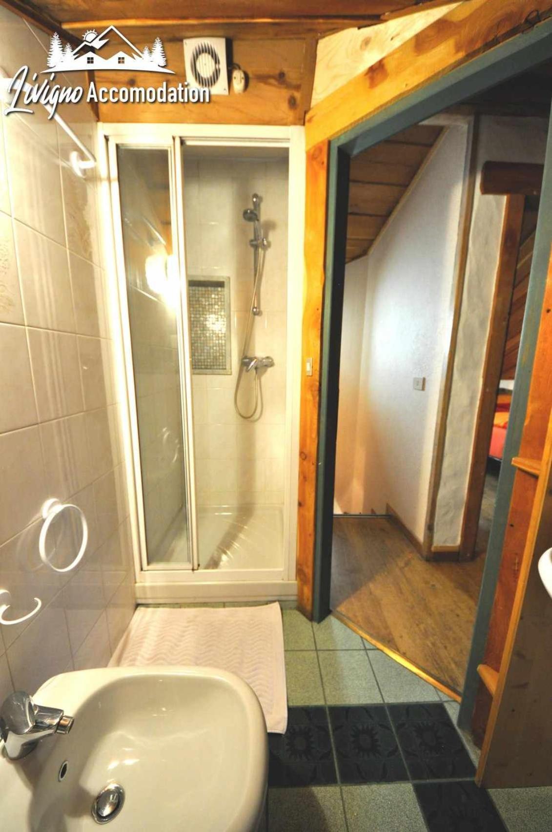 Al Me Bait By Livigno Accomodation Szoba fotó